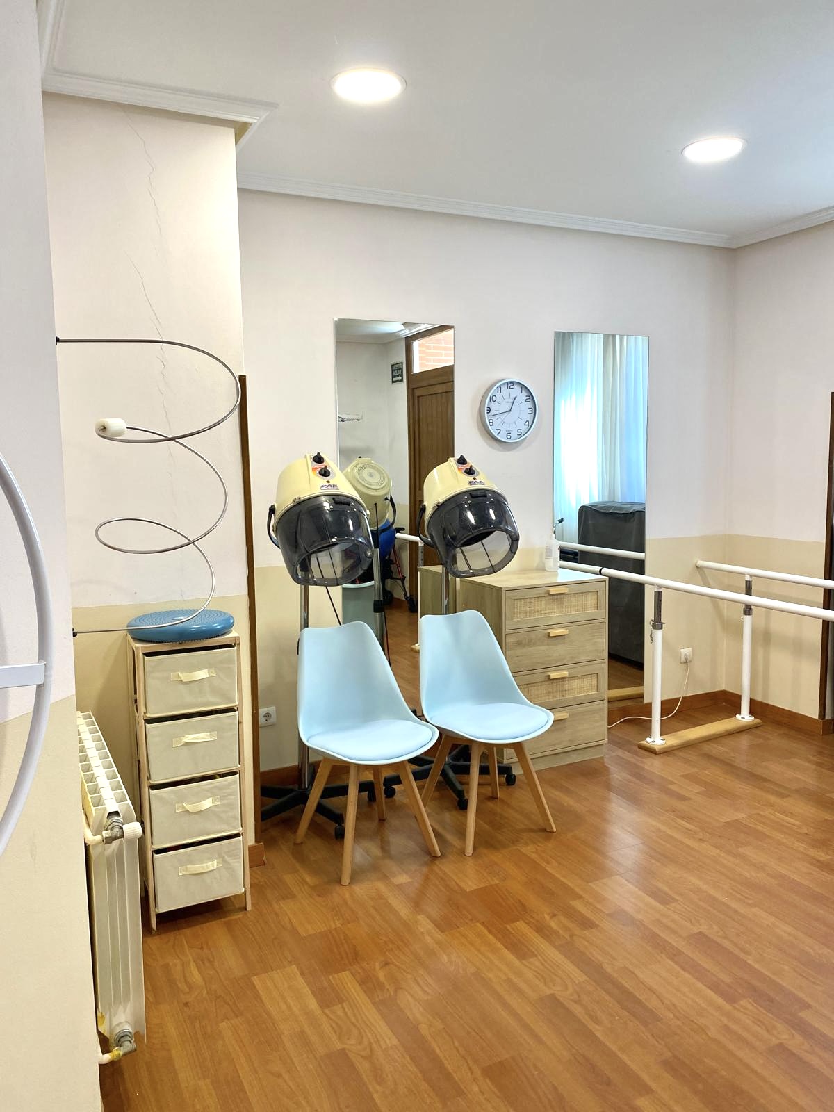 34eb1fb0-98de-4c6c-839f-e6dd805e3ddc